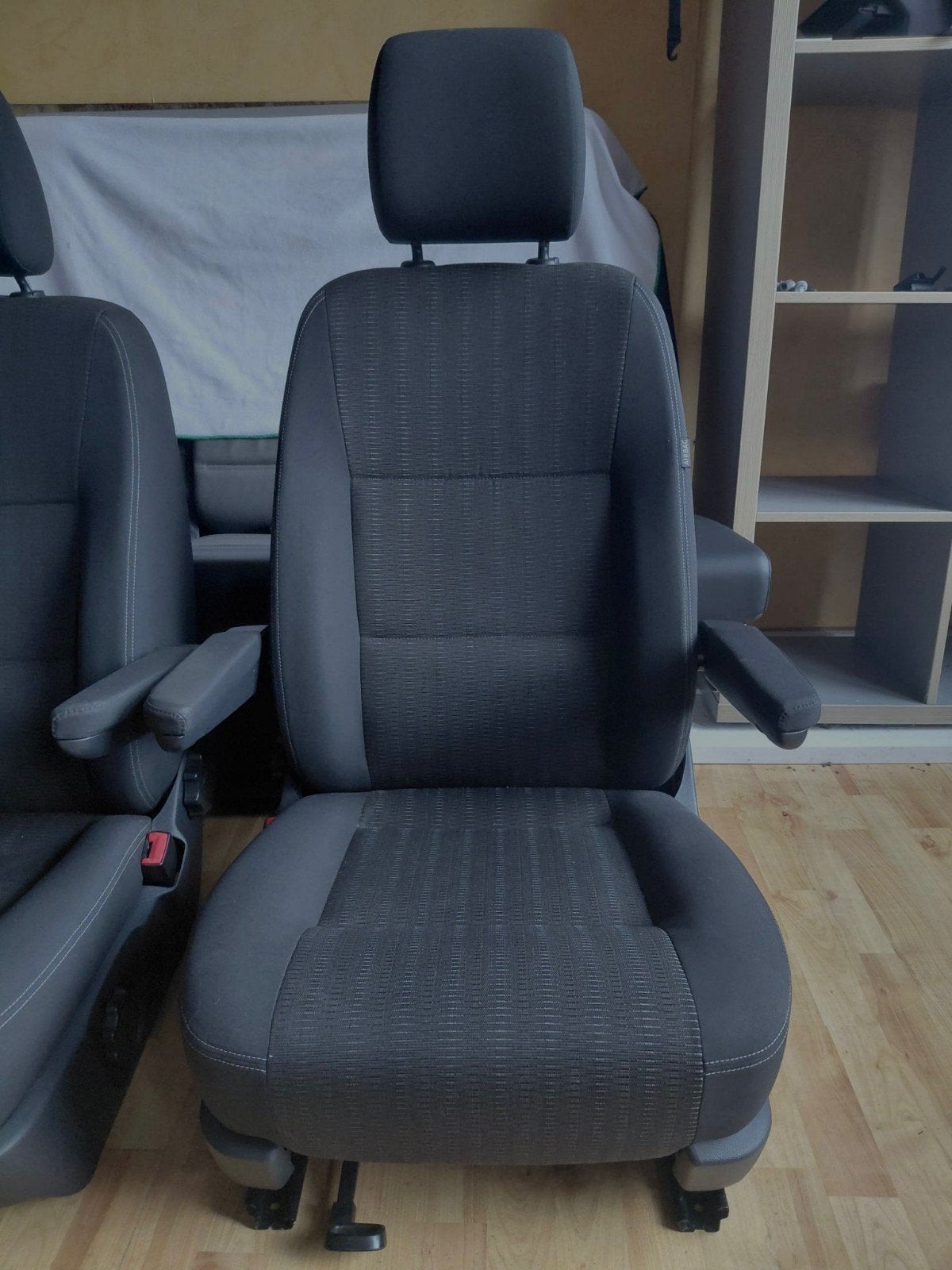 VW Transporter T6 Multivan Bestuurderstoel en Bijrijdersstoe, Ophalen, Nieuw, Volkswagen