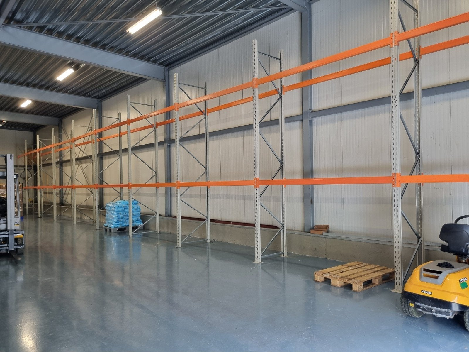 Palletstelling Feralco, Ophalen