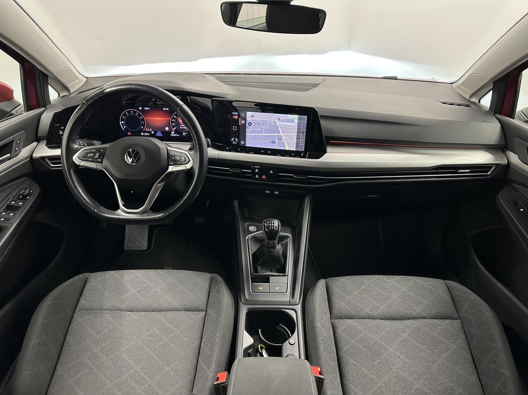 Volkswagen Golf Variant 1.0 TSI Life Business TREKHAAK CARPL, Voorwielaandrijving, Automatische klimaatregeling, Stof, Gebruikt