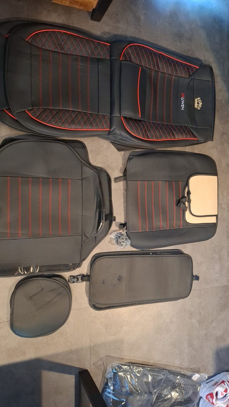 Complete universele autostoelhoezenset. nieuw/nooit gebruikt, Ophalen of Verzenden, Nieuw