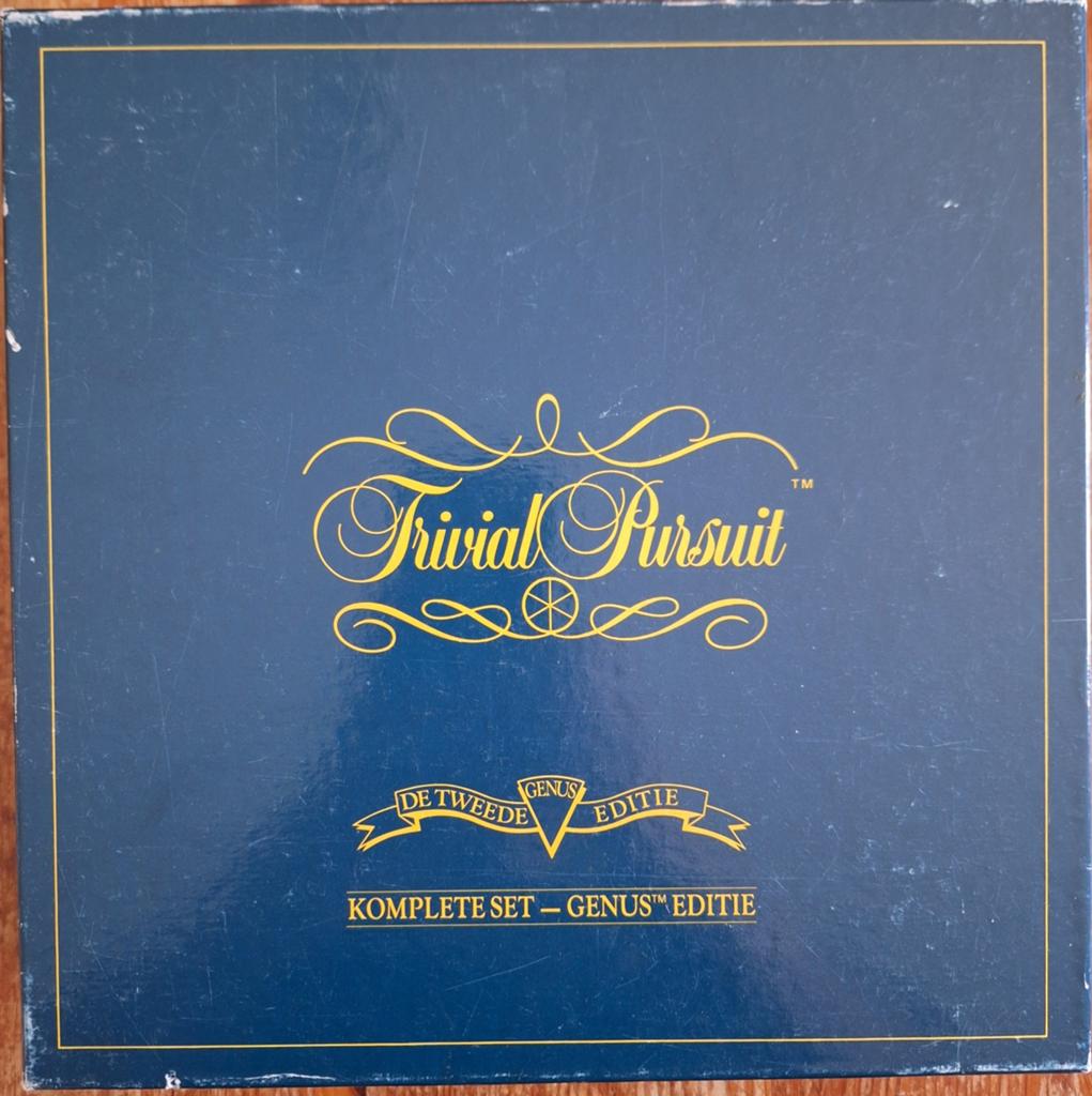 Trivial pursuit de tweede genius editie, Hobby en Vrije tijd, Gezelschapsspellen | Bordspellen, Vijf spelers of meer, Ophalen of Verzenden