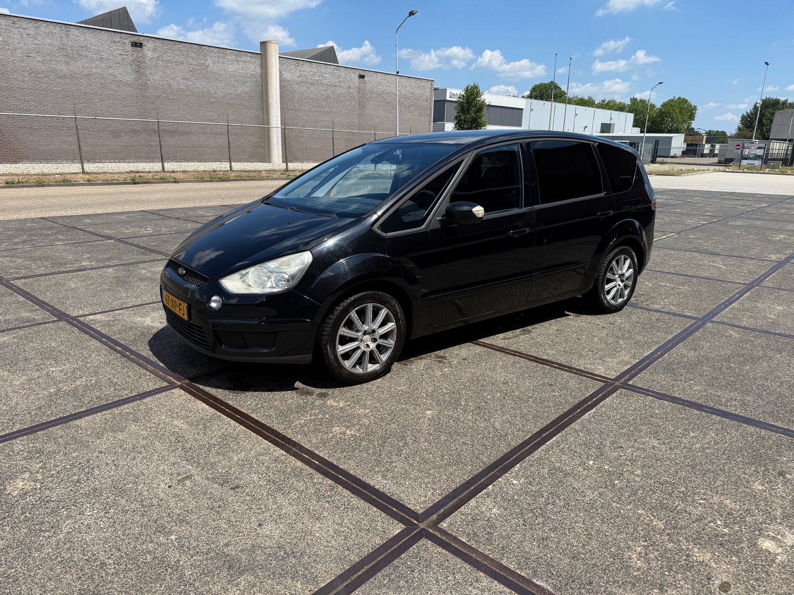 Ford S-Max 2.0 16V 107KW 2007 Zwart, Auto's, Ford, Voorwielaandrijving, 145 pk, 4 cilinders, 1505 kg