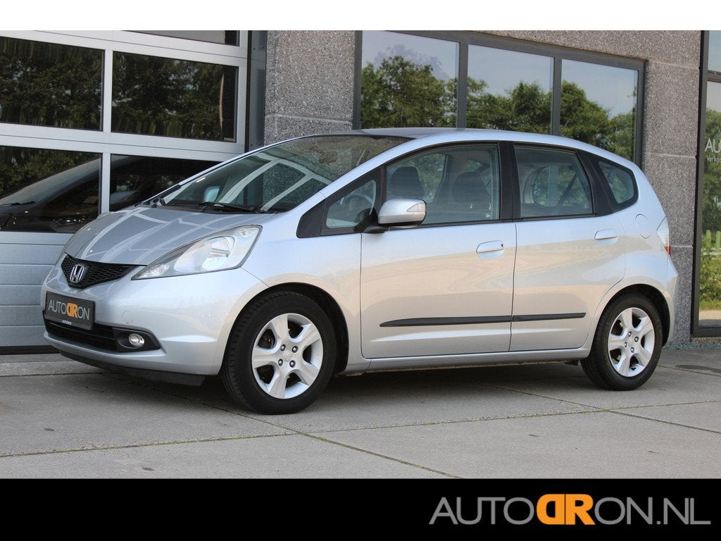 Honda Jazz 1.4 i-Vtec 100Pk Style Mode Dealer Onderhouden, Auto's, Honda, Voorwielaandrijving, Zwart, 4 cilinders, Bedrijf