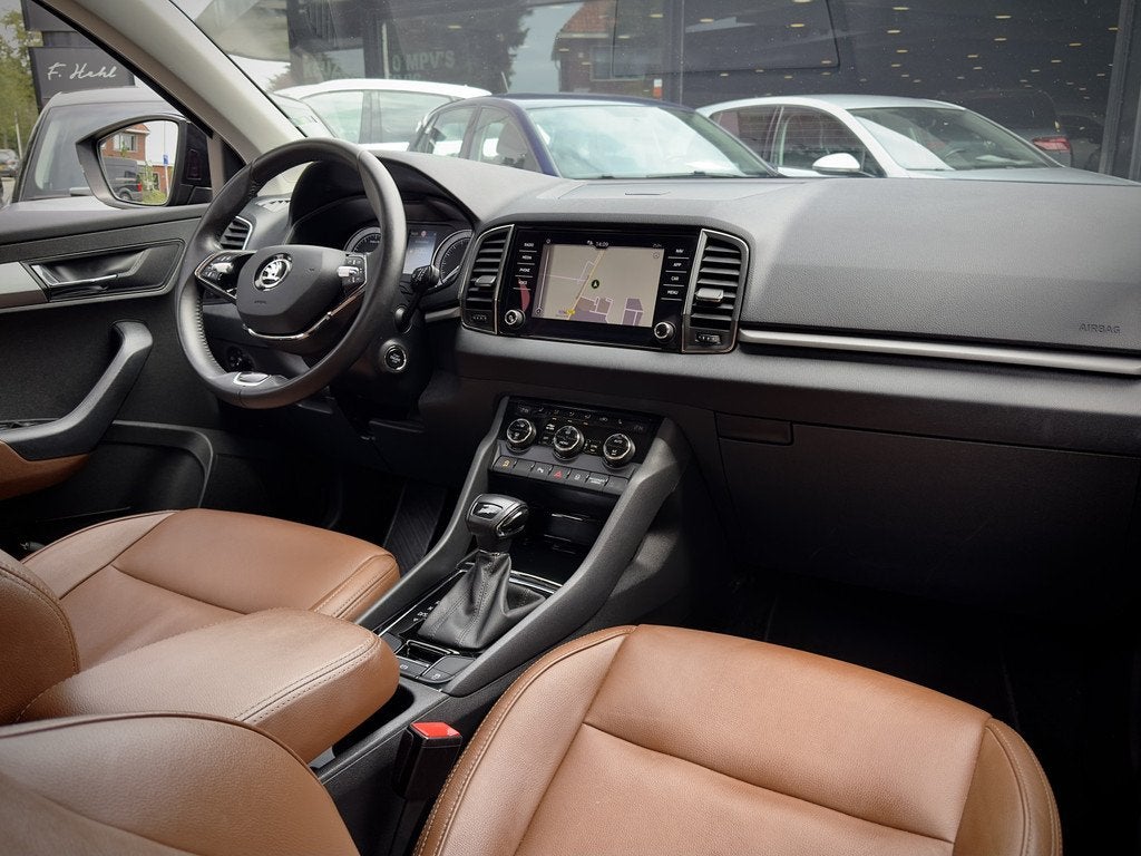 Skoda Karoq 1.5 TSI AUT7/DSG ACT EDITION LEDER NAVI AIRCO PA, Auto's, Skoda, 4 cilinders, 150 pk, Automatische klimaatregeling