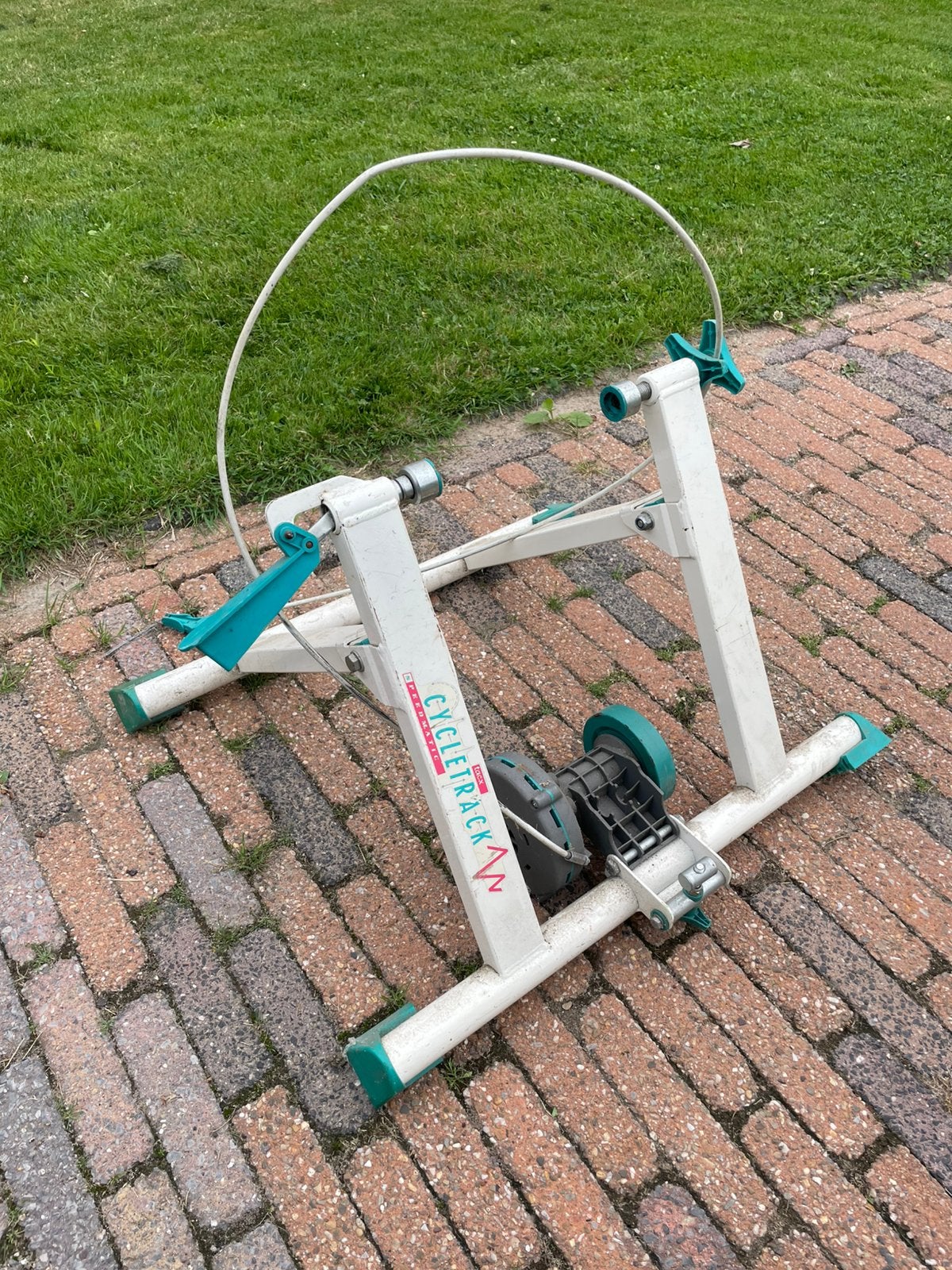 Te koop thuistrainapparaat voor de racefiets, Sport en Fitness, Ophalen, Gebruikt, Overige typen