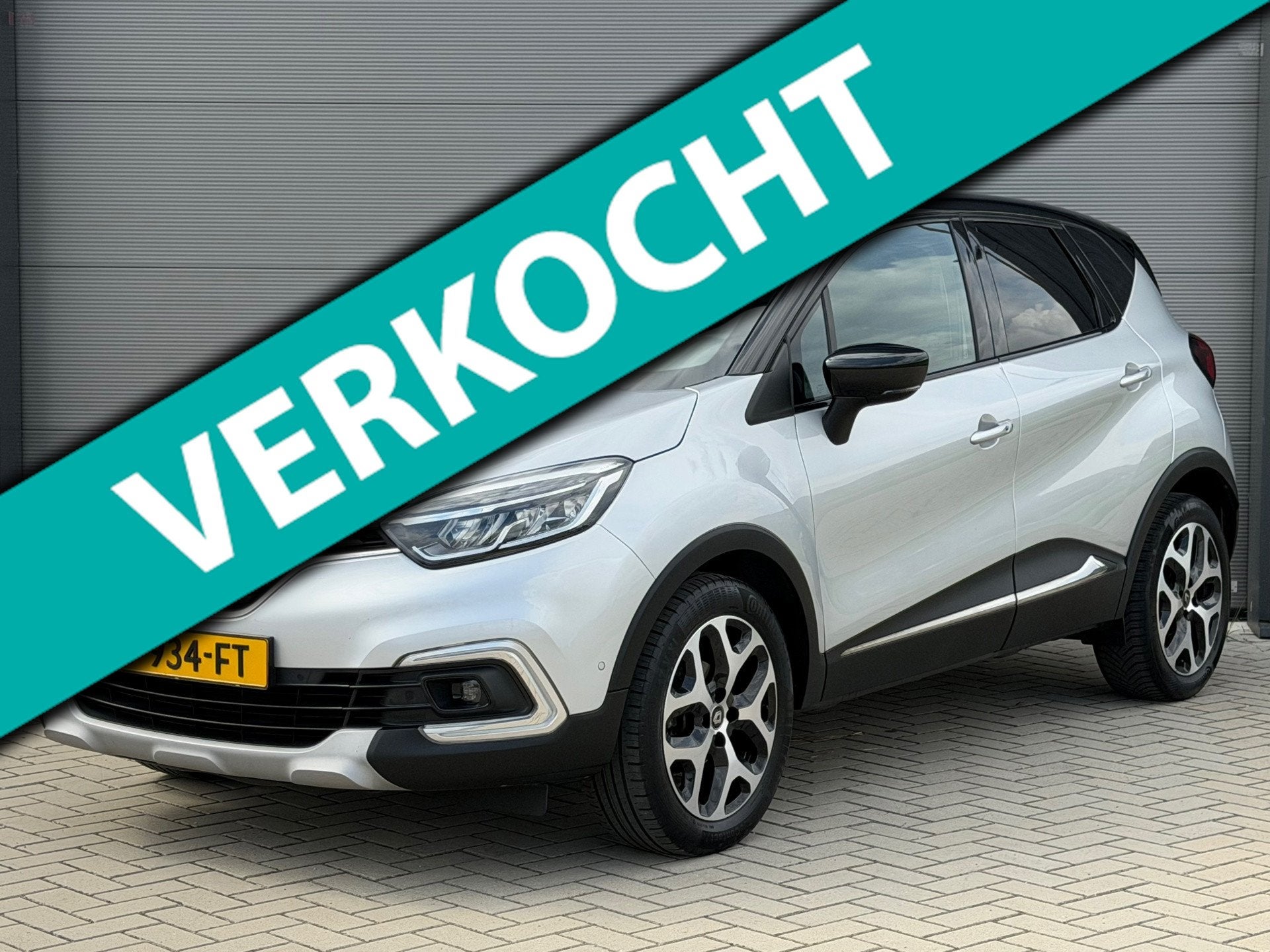 Renault Captur 0.9 TCe Version S | Panoramadak | Camera | LM, Auto's, Voorwielaandrijving, 898 cc, Stof, Gebruikt