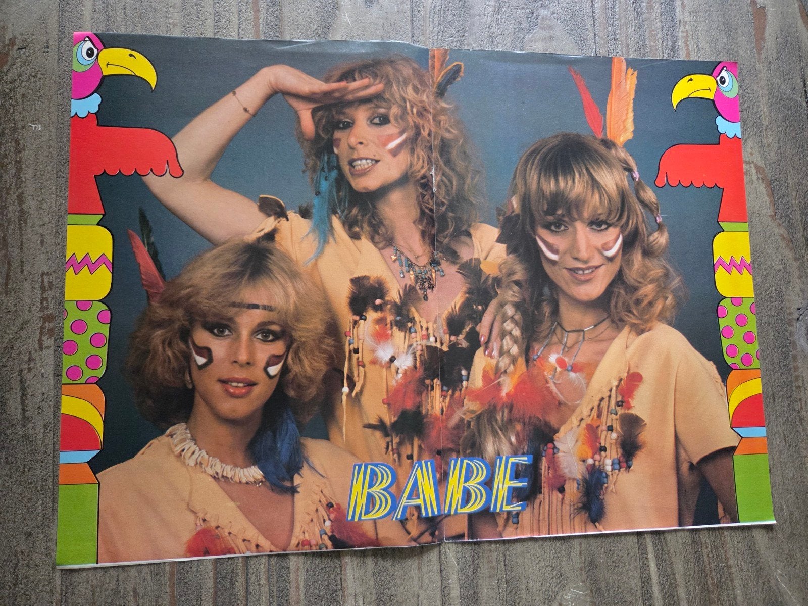 Vintage Babe Poster - Jaren '70, Verzamelen, Ophalen of Verzenden, Zo goed als nieuw, A1 t/m A3, Muziek
