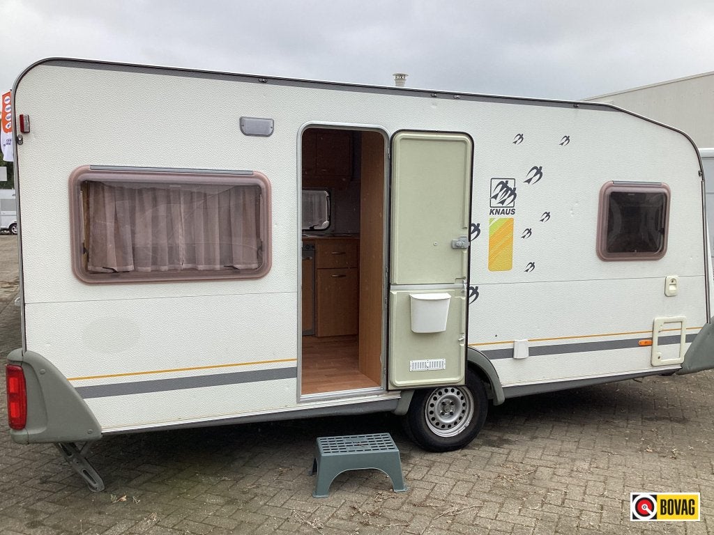 Knaus Sudwind 450 TUF voortent, Caravans en Kamperen, Bedrijf, Overige typen, Knaus, Tot en met 4