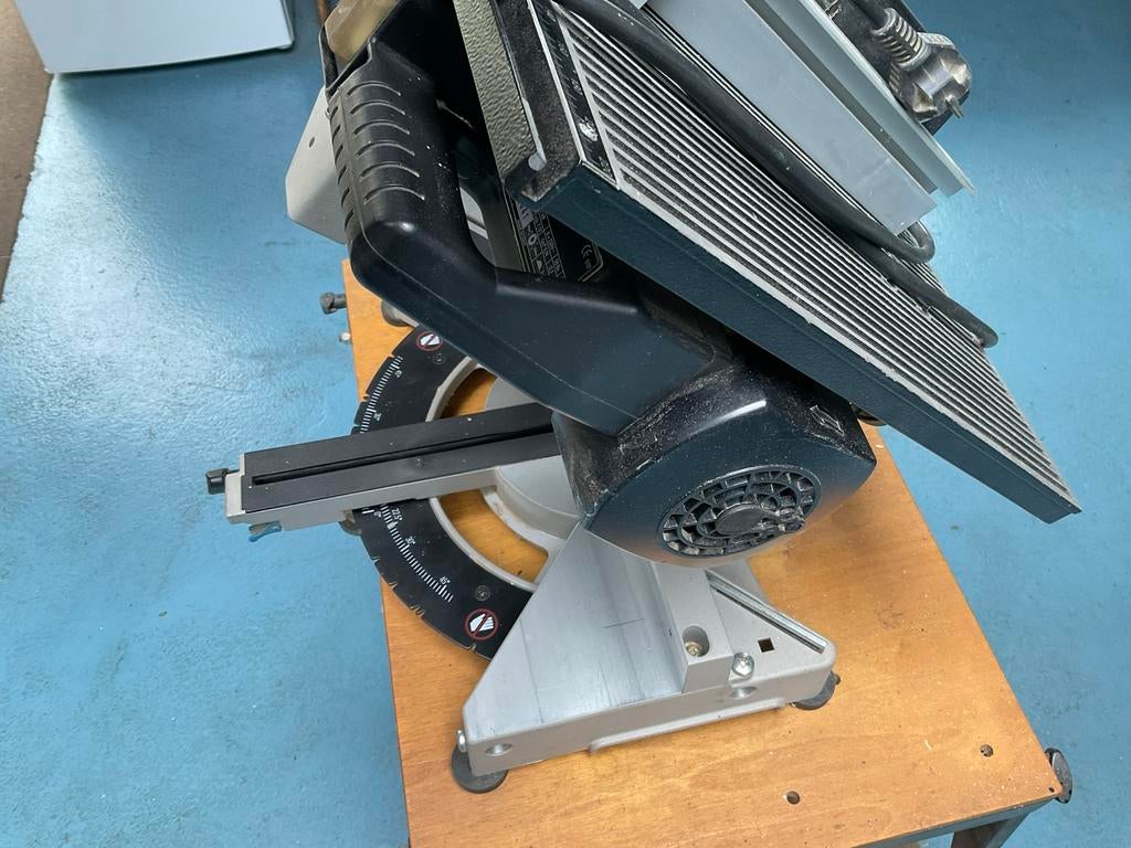 Elu EMTS711 prof. Zaagtafel + afkort in 1 met werkbank, Doe-het-zelf en Verbouw, Gereedschap | Zaagmachines, Ophalen, Gebruikt