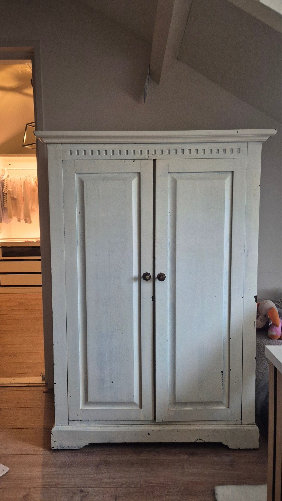 pc meubel  met wieltjes, 141x100x53 cm, kan likje verf gebru, Ophalen, 100 tot 150 cm, 100 tot 150 cm, 50 tot 75 cm