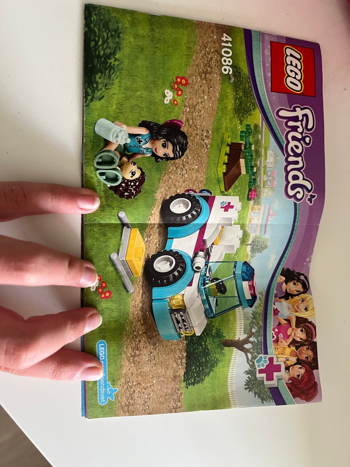 LEGO Friends 41086 Dierenambulance - Bijna Compleet, Gebruikt, Lego, Friends, Ophalen of Verzenden