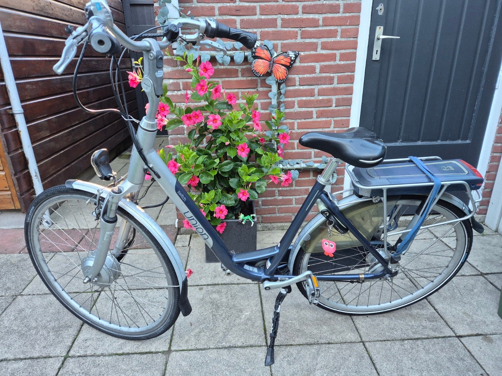 GERESERVEERD! Union Switch elektrische fiets met lader en ac, Gebruikt, 51 tot 55 cm, 30 tot 50 km per accu, Ophalen