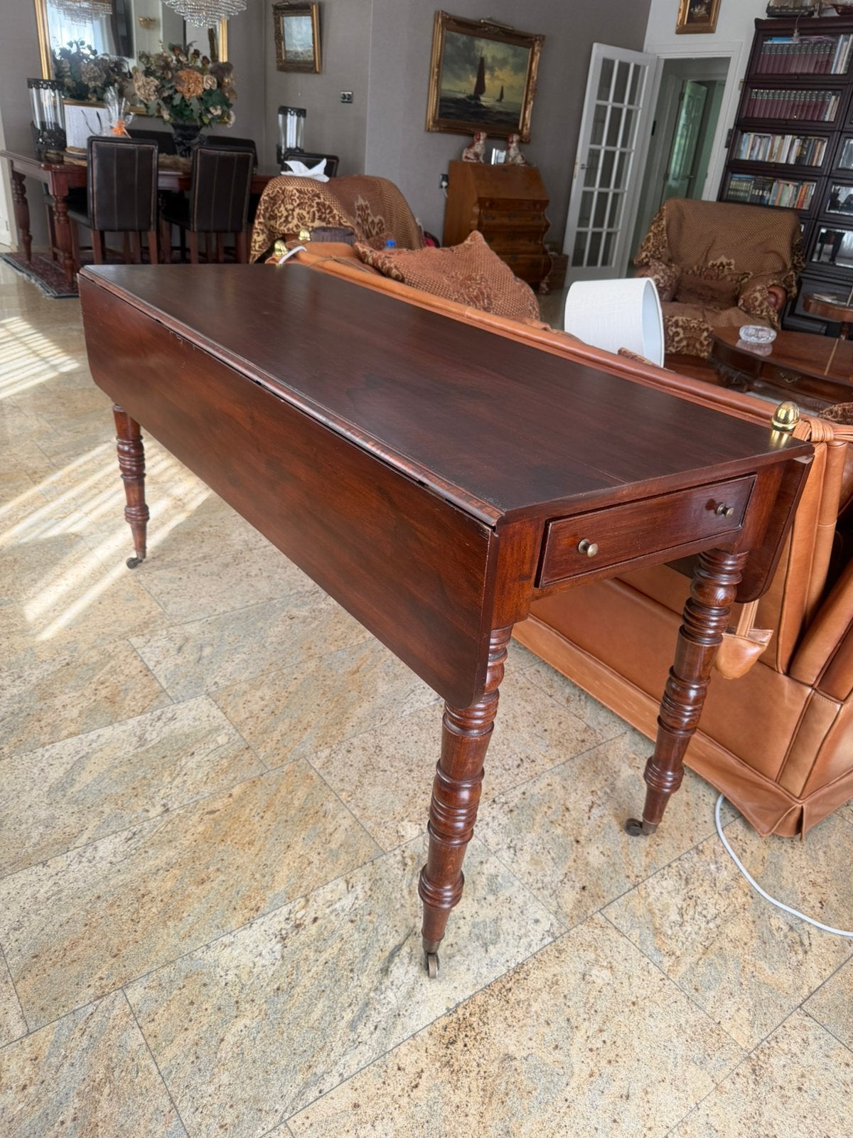 Te koop handige sidetable is aan 2 kanten uitklapbaar, Antiek en Kunst, Ophalen