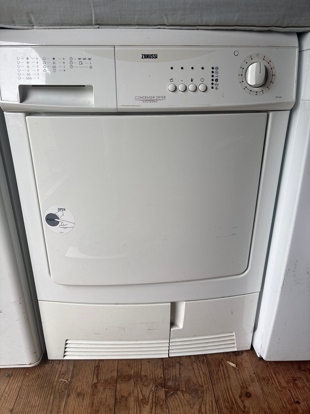 Zanussi Condensdroger - Betrouwbaar en Efficiënt, Witgoed en Apparatuur, Wasdrogers, Ophalen, 6 tot 8 kg, Gebruikt, Voorlader