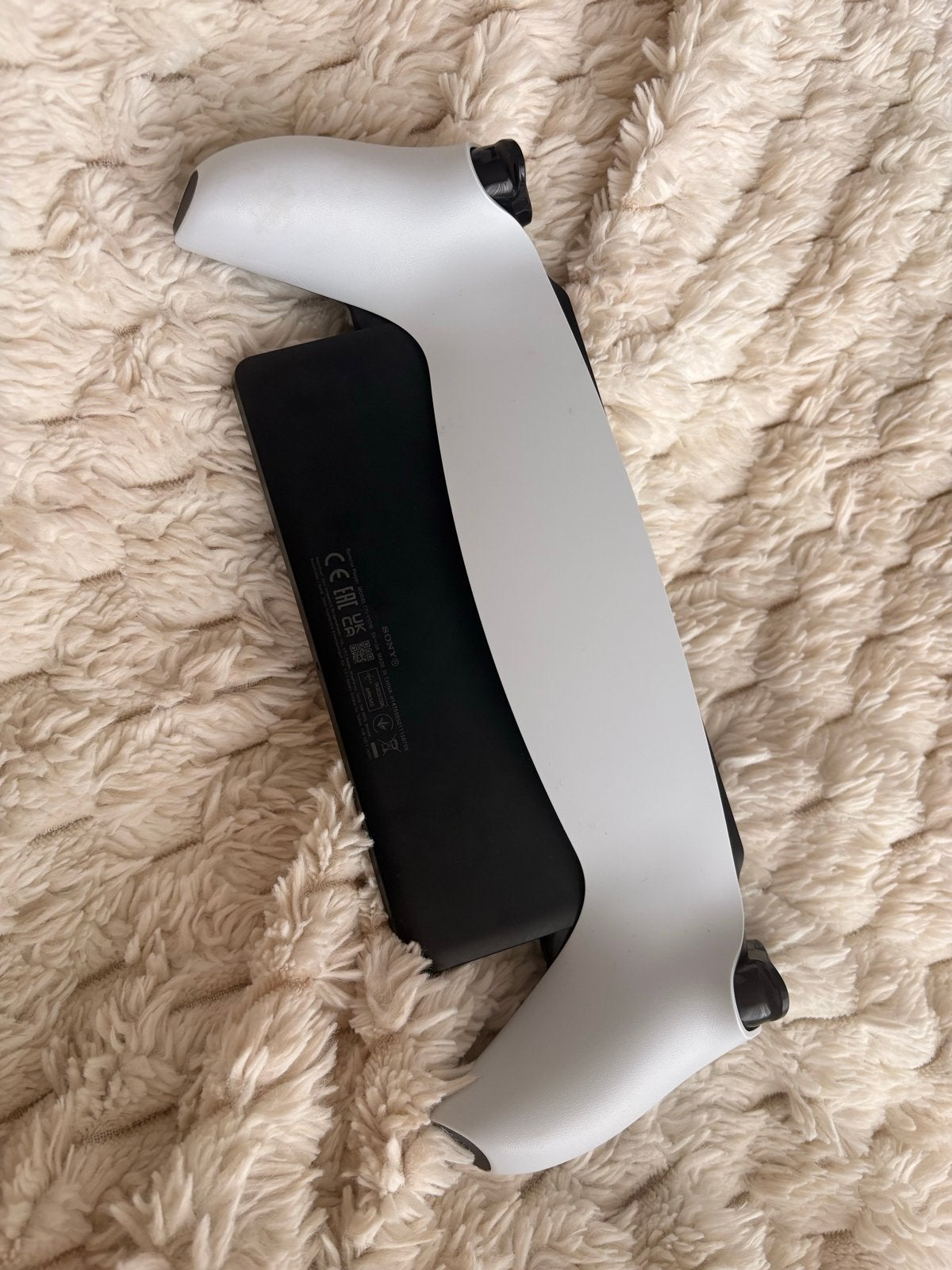 Foto 3 van PlayStation Portal Remote Player - Zonder doos/oplader