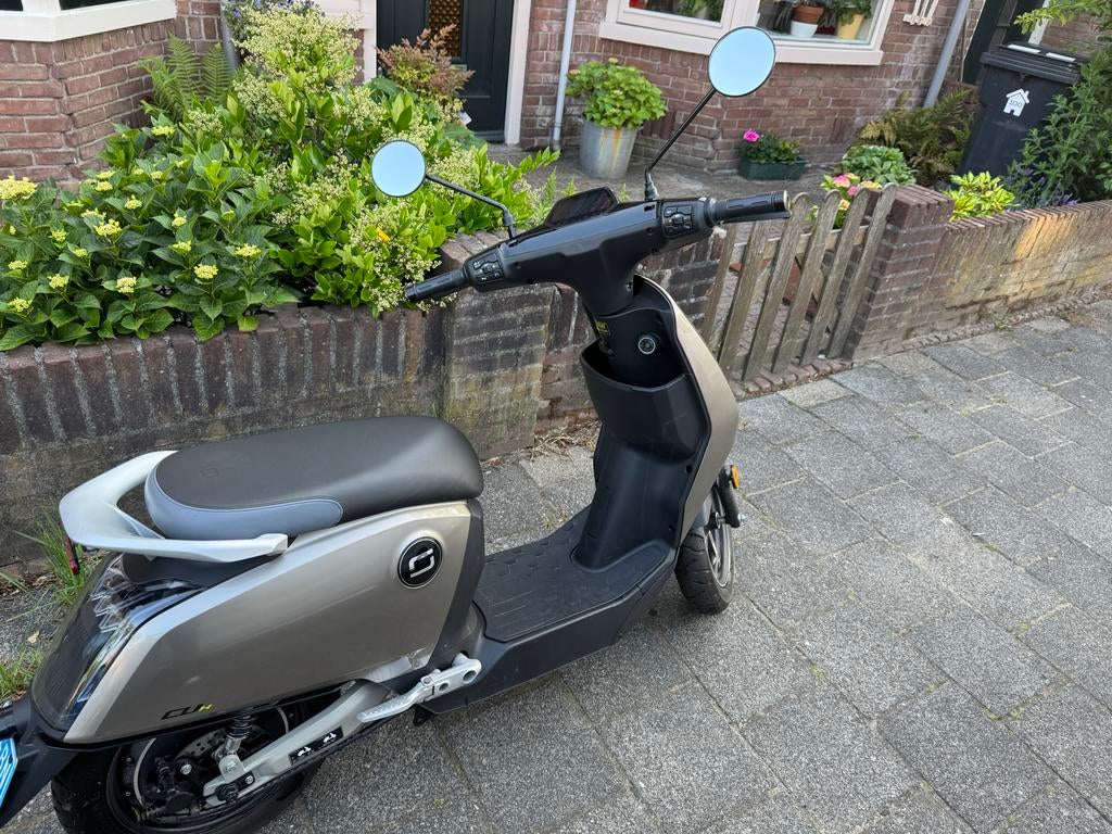 Elektrische brommer SuperSoco blauw kenteken, Fietsen en Brommers, Snorfietsen en Snorscooters, Ophalen, Gebruikt, Elektrisch