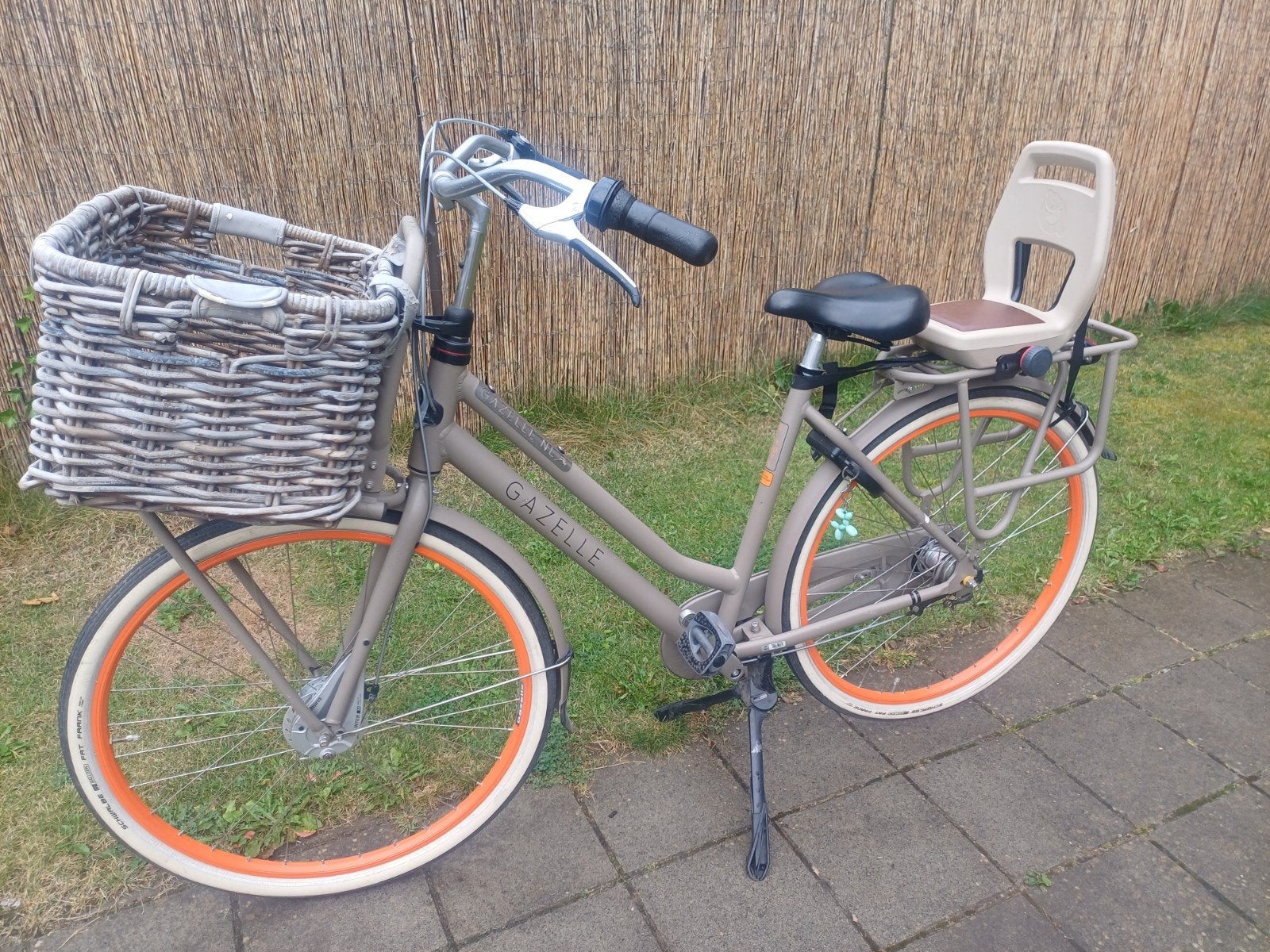 Gazelle damesfiets met mand en kinderzitje, Fietsen en Brommers, Fietsen | Dames | Damesfietsen, Ophalen, Terugtraprem, 50 tot 53 cm