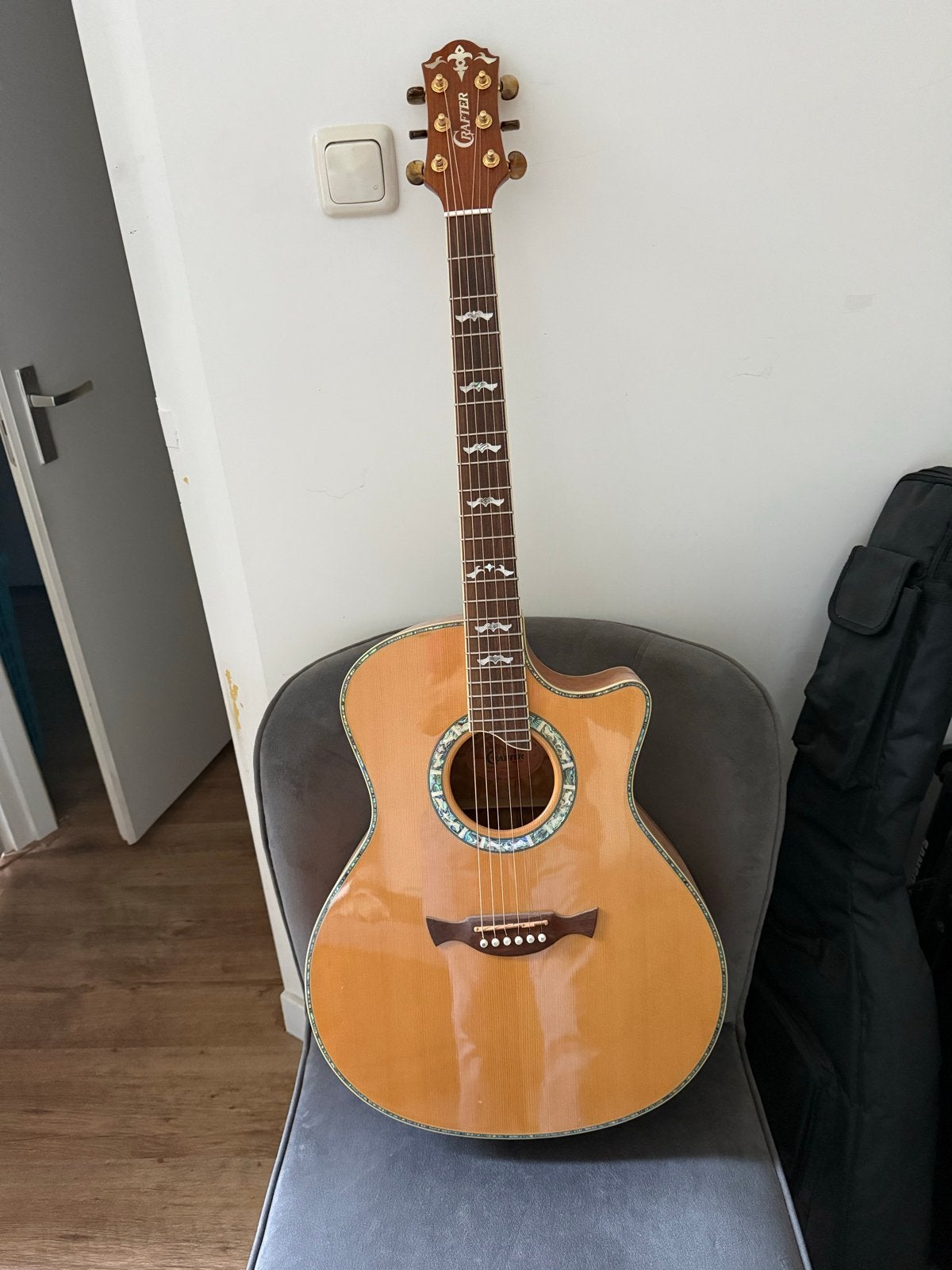 Diverse Crafter gitaren: GAE-33 en M 035/N, Ophalen of Verzenden, Gebruikt, Western- of Steelstringgitaar, Met (piezo-)element