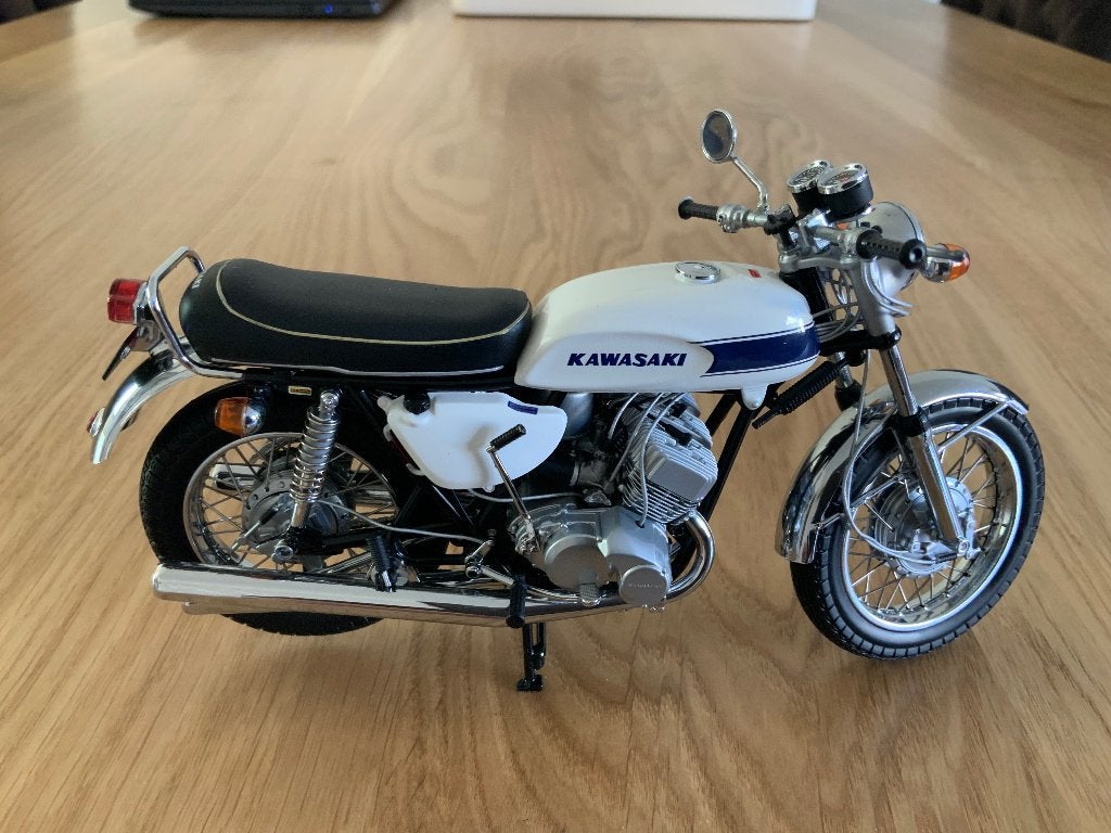 Minichamps Kawasaki III Mach III 1:12 Zeldzaam en zeer mooi, Ophalen of Verzenden, Nieuw, 1:9 t/m 1:12, Motor