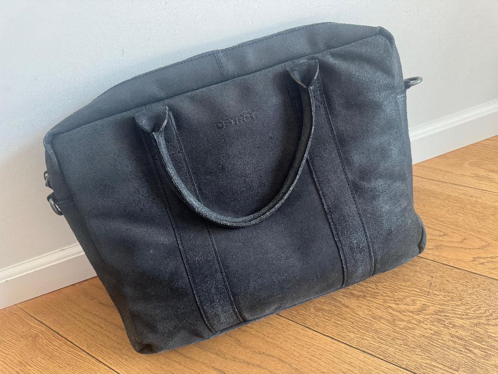 Dstrct laptoptas 15", Computers en Software, Laptoptassen, Gebruikt, 15 inch, Ophalen of Verzenden, Zwart