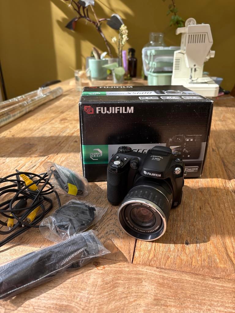 Fujifilm FinePix S5600 Digitale Camera - Compleet in Doos, Audio, Tv en Foto, Fotocamera's Digitaal, Gebruikt, Compact, Ophalen of Verzenden