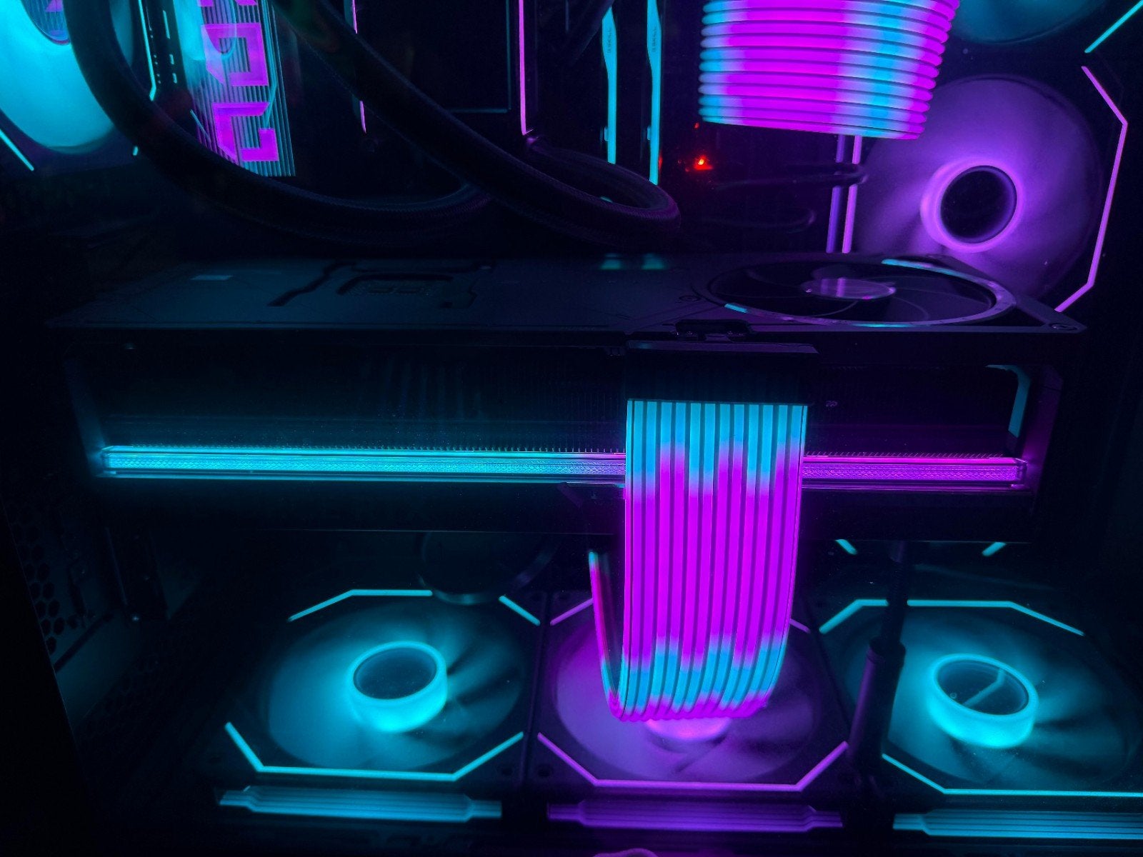 ASUS ROG Astral RTX 5090 OC 32GB – Factuur + Originele Doos, Computers en Software, Ophalen