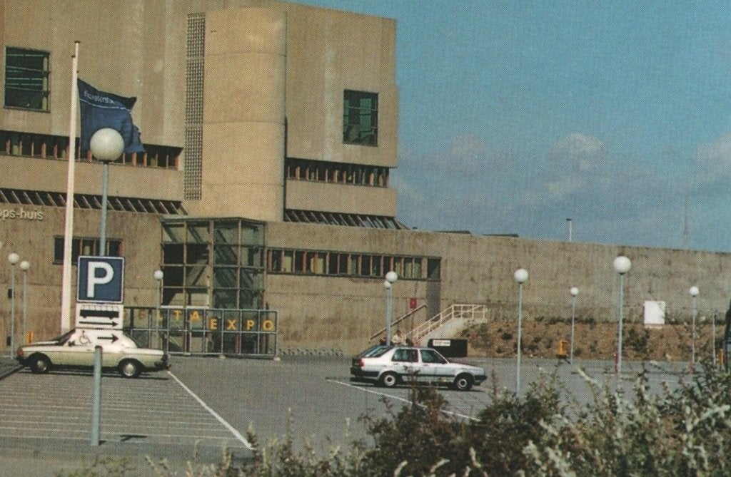 984128 Deltawerken 80+ Dienstgebouw Stormvloedkering Gelopen, Ophalen of Verzenden, 1980 tot heden, Gelopen, Zeeland