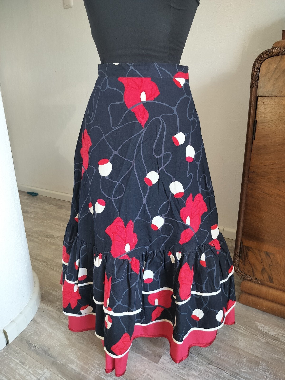 Vintage maxi rok, Kleding | Dames, Rokken, Maat 38/40 (M), Ophalen of Verzenden, Zo goed als nieuw, Rood