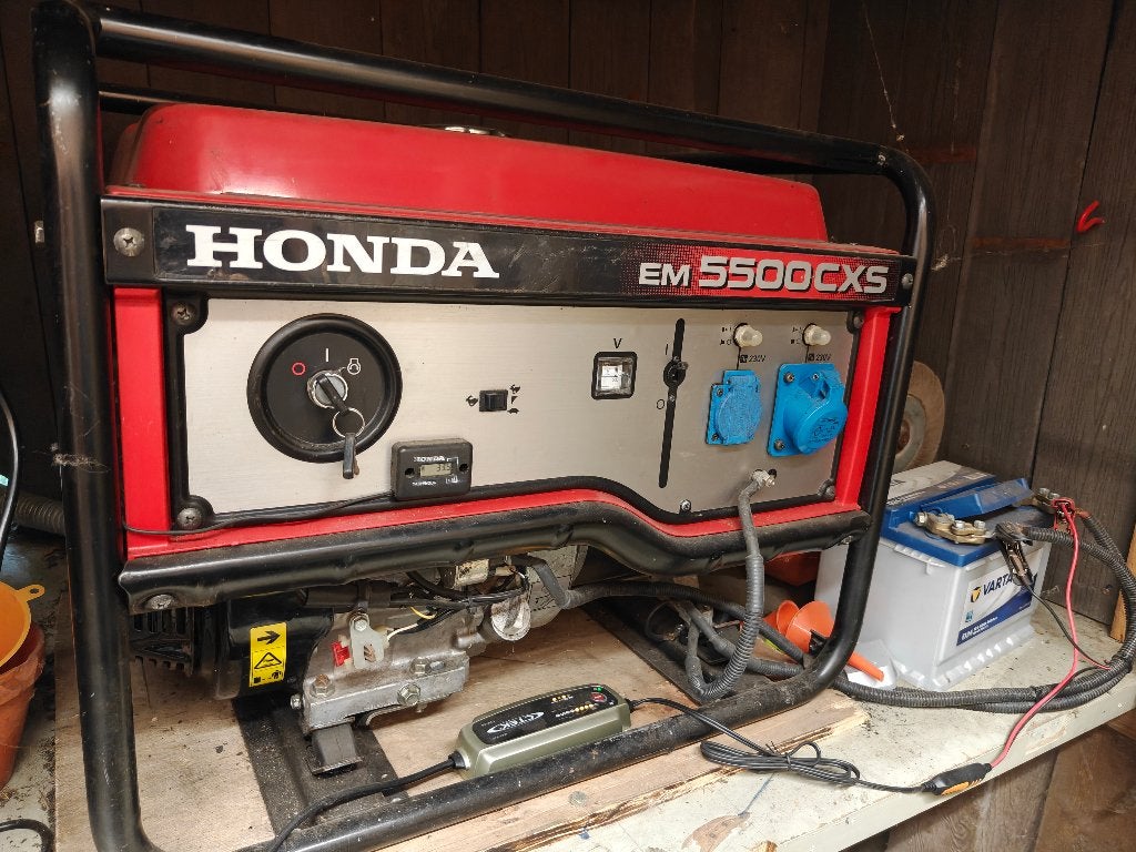 Honda EM 5500CXS generator – 5,5 kW + accu en druppellader, Ophalen, Gebruikt, Elektrisch startend, Benzine