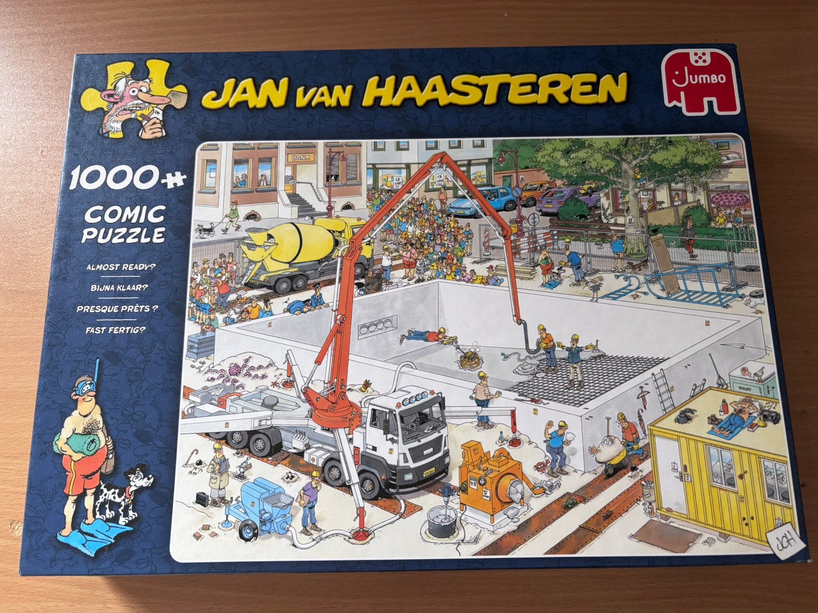 Jan van Haasteren 1000 stukjes “Bijna klaar”, Hobby en Vrije tijd, Ophalen, 500 t/m 1500 stukjes, Zo goed als nieuw