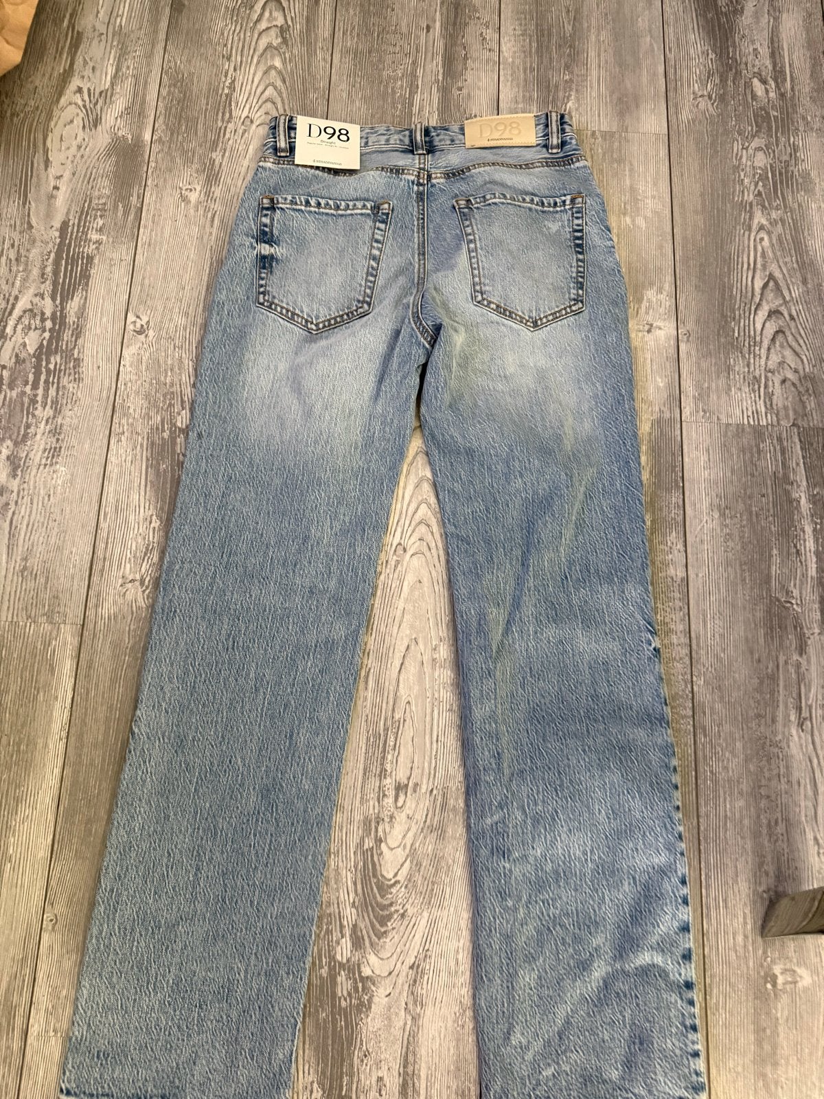 Stradivarius D98 Straight Jeans - Nieuw met prijskaartje, Kleding | Dames, Spijkerbroeken en Jeans, Ophalen of Verzenden, Nieuw