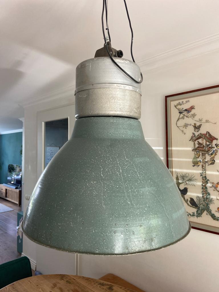 Industriële Hanglamp - Vintage Groen Emaille, Huis en Inrichting, Lampen | Hanglampen, Ophalen of Verzenden, Gebruikt, Metaal
