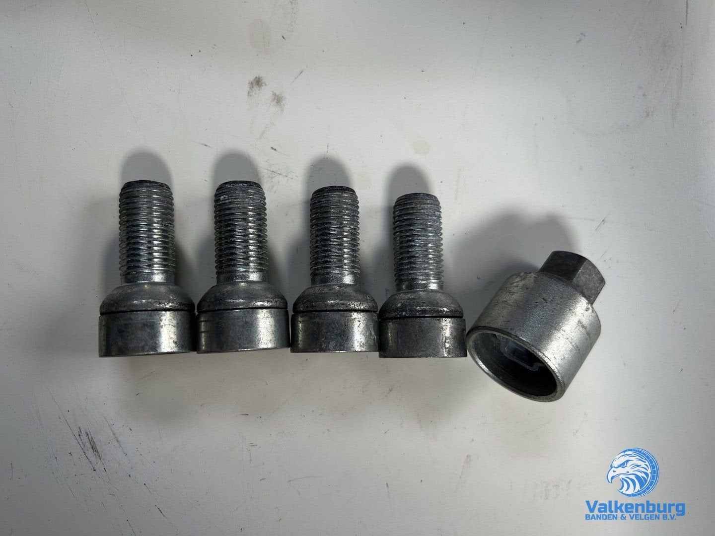 Nieuwe originele VAG VW Audi Seat Skoda wielsloten wielboute, Auto diversen, Anti-diefstal, -, -, Nieuw, Ophalen of Verzenden