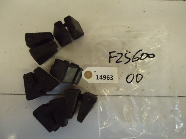 FZS600 1998 - 2000 Yamaha Rubber Rubber kettingklok D1-21928