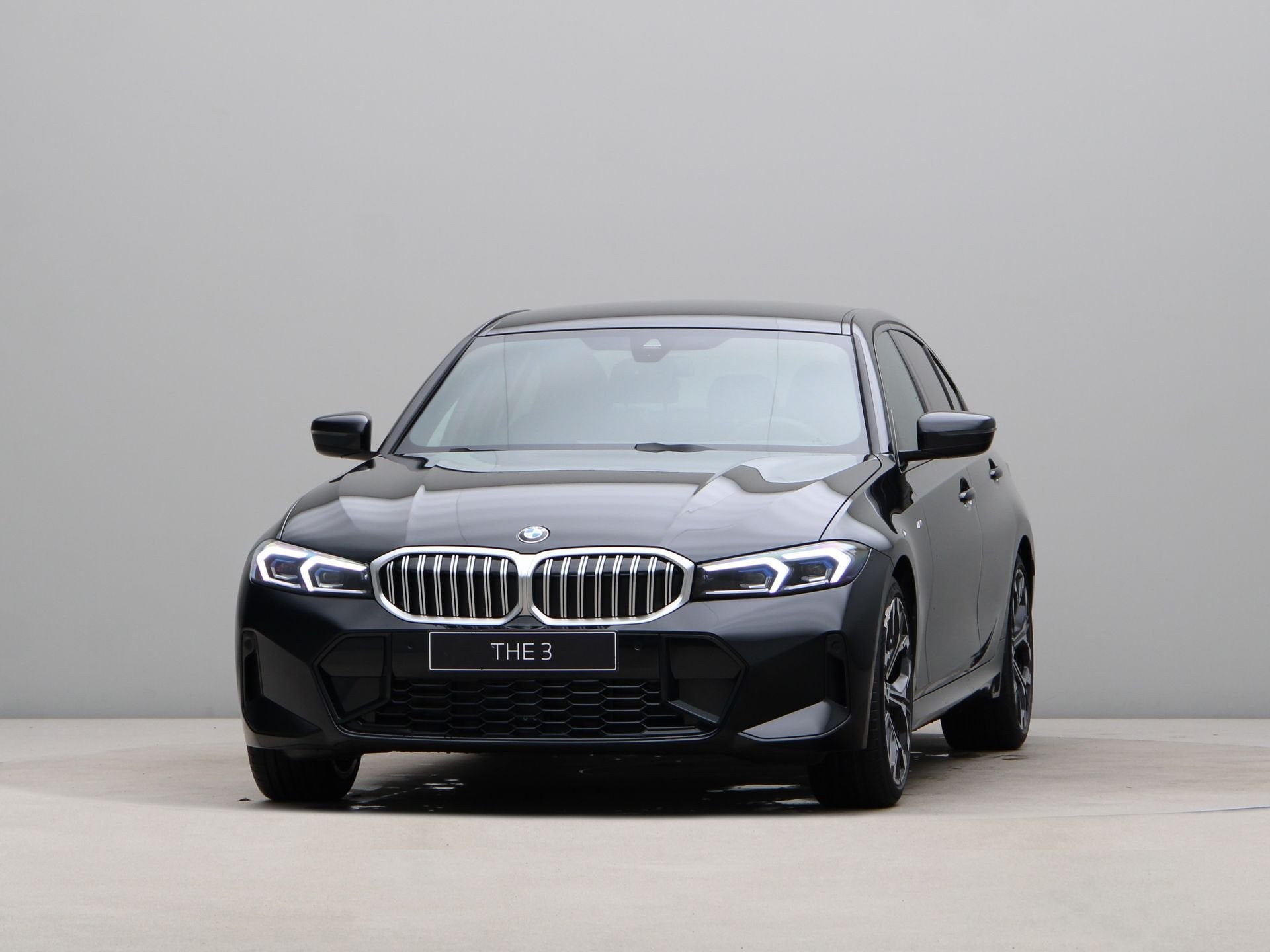 BMW 3 Serie 320i (bj 2026, automaat), Auto's, 1998 cc, Zwart, 4 cilinders, Zwart