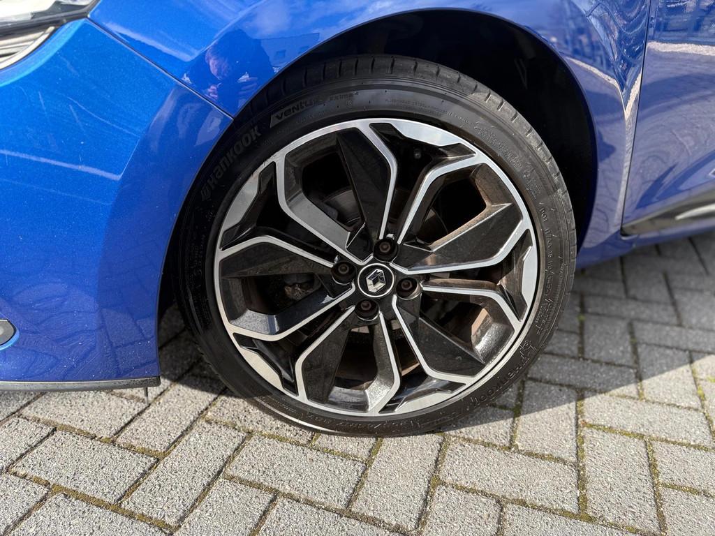 Renault Clio Estate 1.2 TCe Intens | Automaat | Trekhaak | B, Gebruikt, 4 cilinders, Leder en Stof, Origineel Nederlands