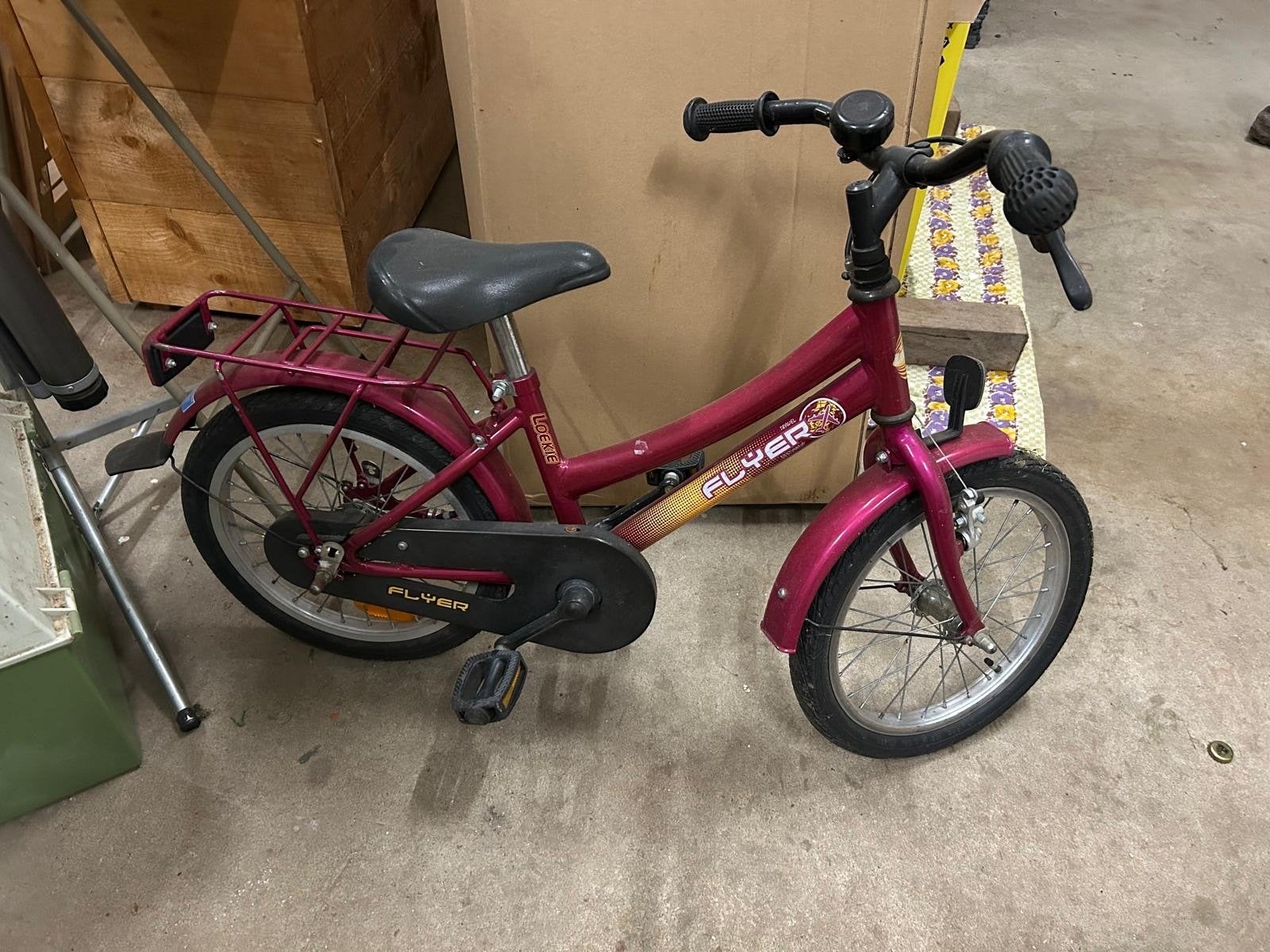 Roze Flyer kinderfiets - 16 inch, Fietsen en Brommers, Ophalen, Gebruikt, Velgrem, Minder dan 16 inch