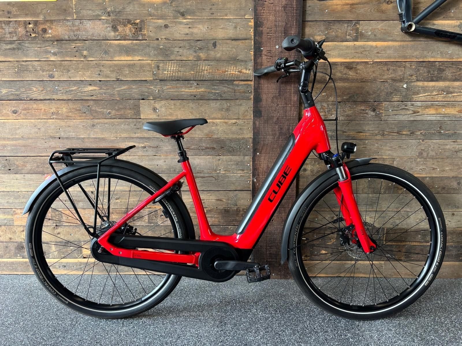 CUBE SUPREME HYBRID COMFORT PRO 500 28 inch 50 cm frame EE50, Fietsen en Brommers, -, -, Zo goed als nieuw, 47 tot 51 cm