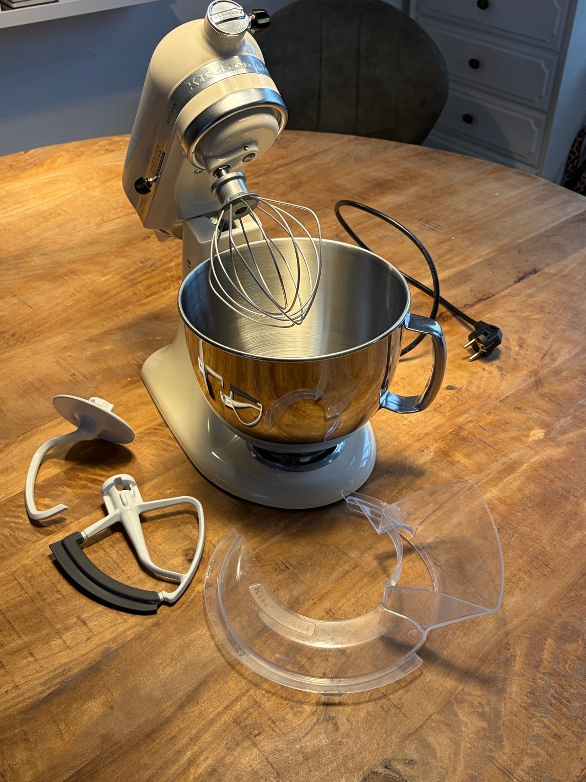 Kitchenaid Artisan keukenmachine  met accessoires, Ophalen, 4 liter of meer, 3 snelheden of meer, Zo goed als nieuw