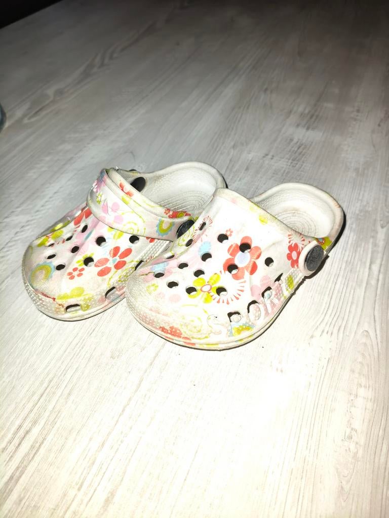 Crocs klompjes maat 22 met bloemenprint, Gebruikt, Crocs, Jongen of Meisje, Schoenen