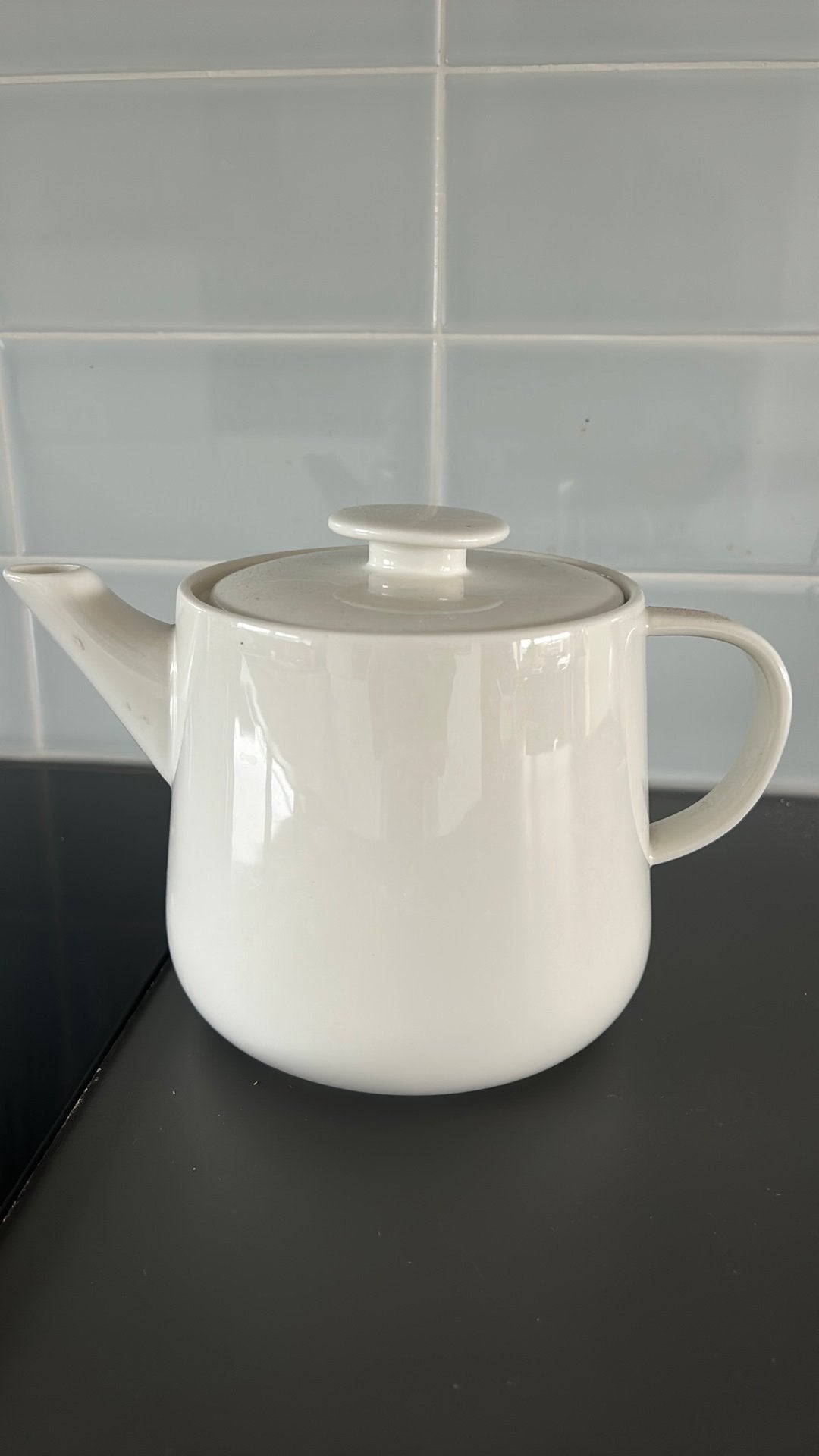 Theepot hema wit nieuw 1 liter, Overige typen, Ophalen of Verzenden, Zo goed als nieuw, Overige stijlen