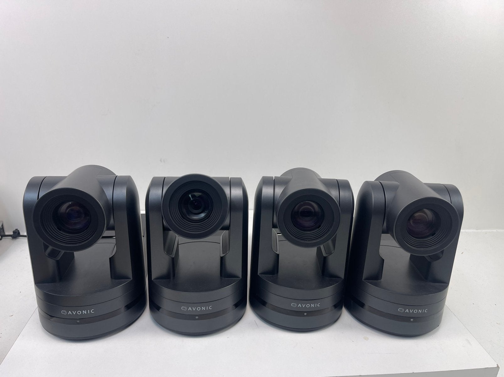 STUNT 4x AVONIC AV-CM70 IP-B Ptz Camera’s Norm€1999,00 St., Ophalen, Zo goed als nieuw, Video