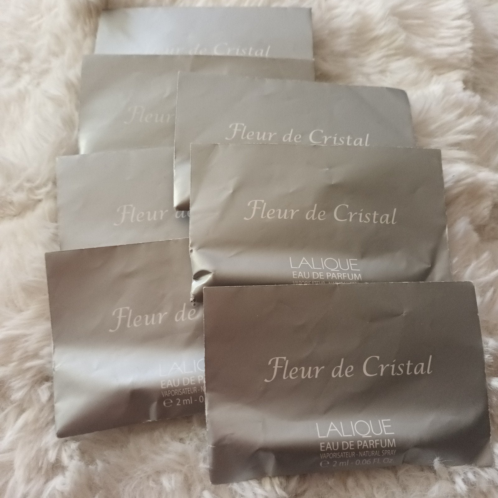 LALIQUE fleur de cristal parfum proefjes..7 stuks..nieuw, Ophalen of Verzenden, Nieuw