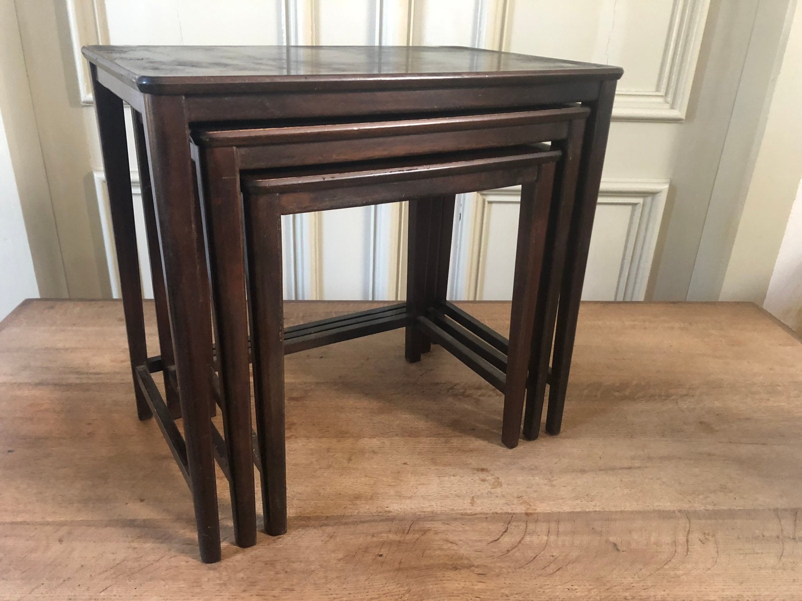 Prachtige nesting tables, Huis en Inrichting, Minder dan 55 cm, Gebruikt, Rond, Ophalen
