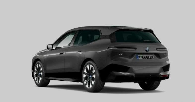 BMW iX xDrive40 Sportpakket - Trekhaak - Panoramadak - Multi, Automaat, Gebruikt, Met garantie (alle), 416 km