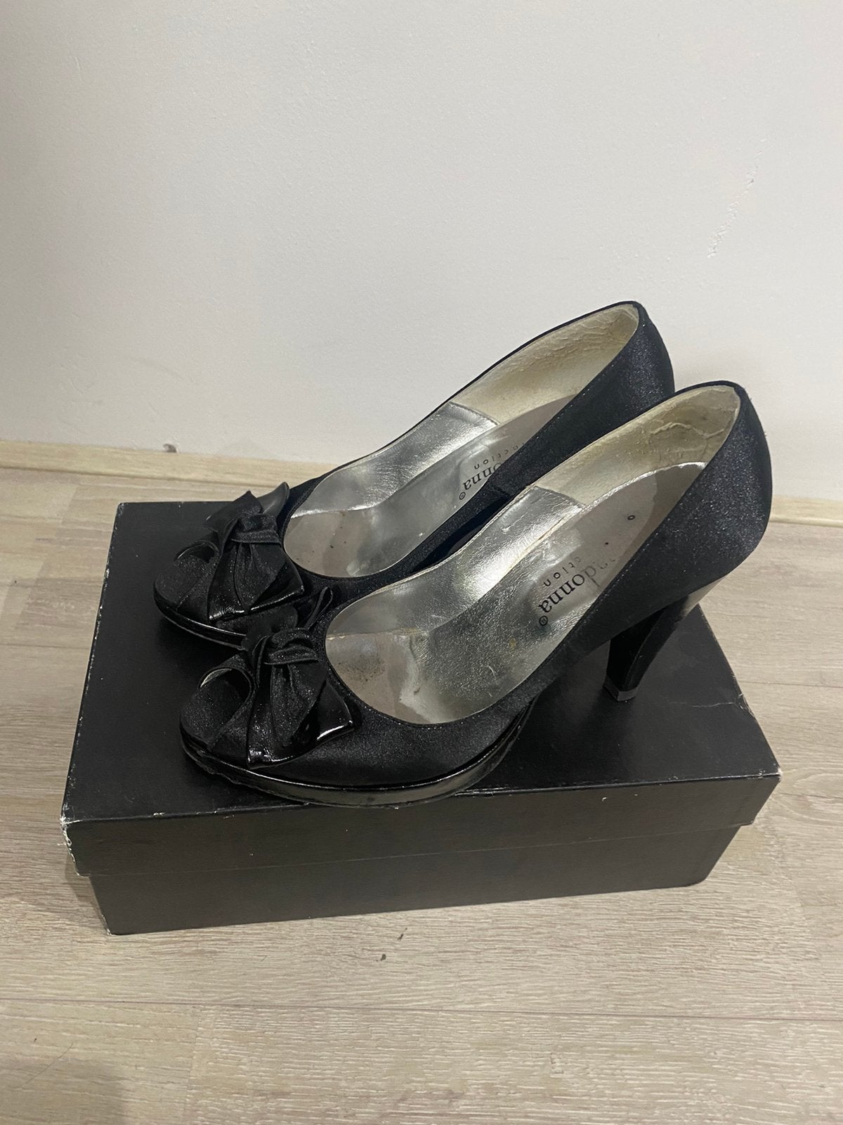 Schoenen pump maat 37, Ophalen of Verzenden, Zo goed als nieuw