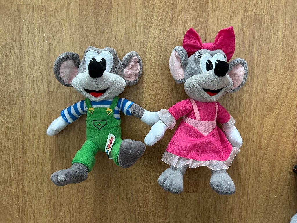 Te koop aangeboden Juul en Julia knuffels, Muis, Overige karakters, Ophalen of Verzenden, Zo goed als nieuw