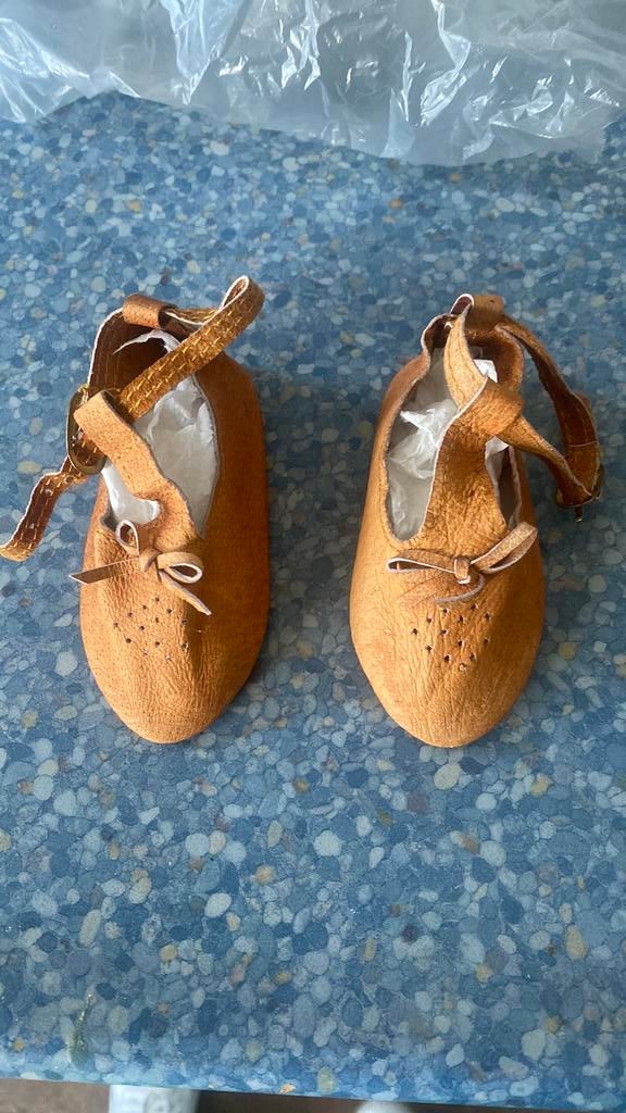 Oude suede poppenschoentjes, Antiek en Kunst, Ophalen of Verzenden