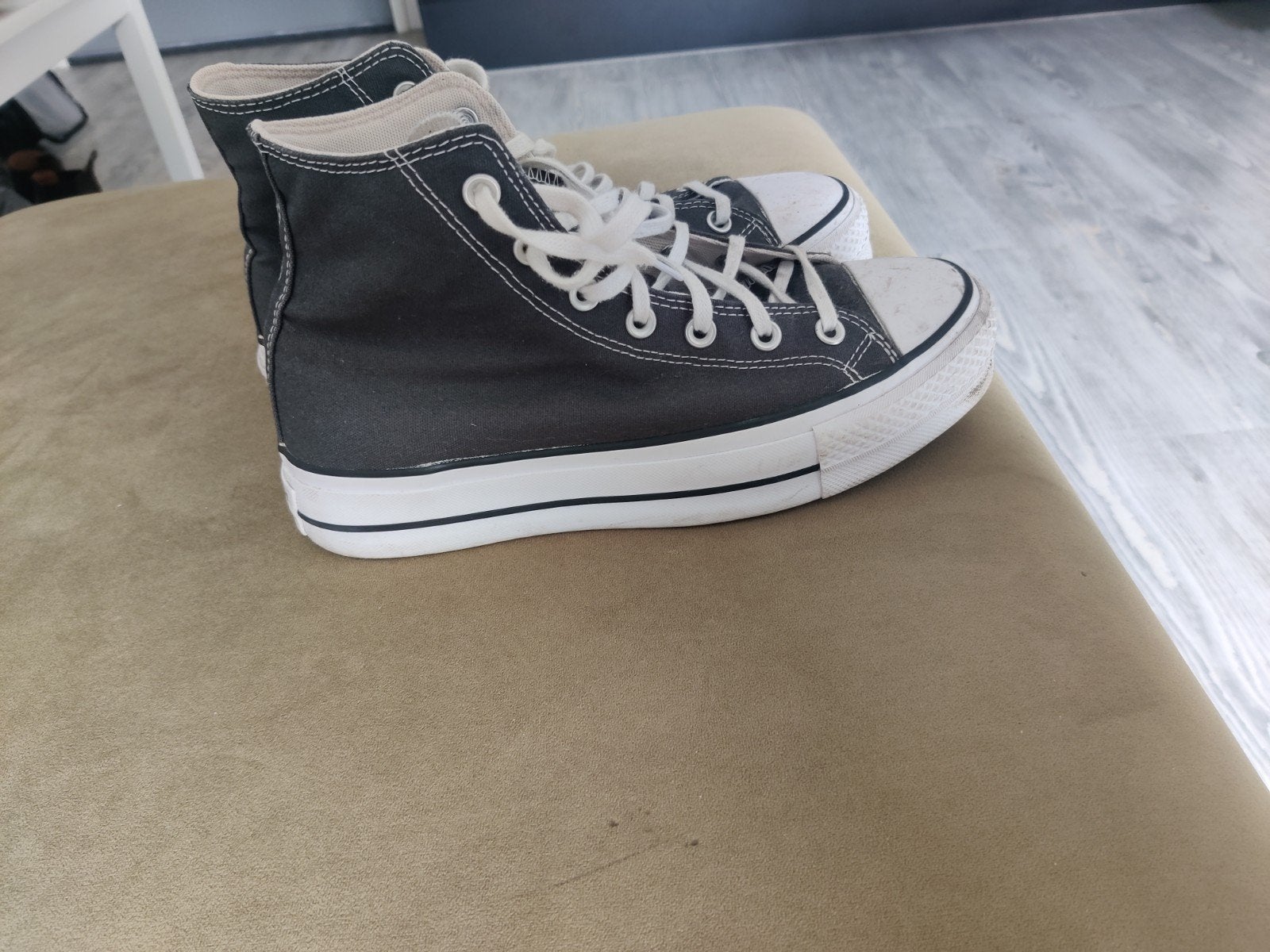 All Stars high top sneakers maat 41 - Zo goed als nieuw, Kleding | Dames, Schoenen, Ophalen, Zwart, All Stars, Sneakers of Gympen