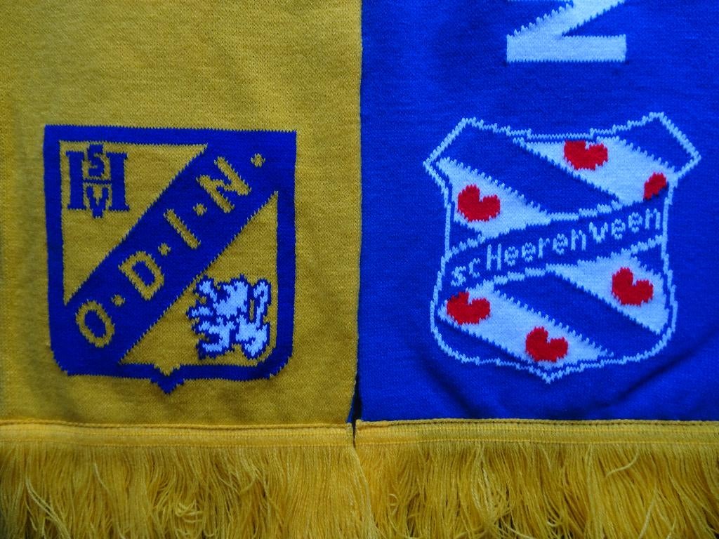 sjaal Odin '59 - sc Heerenveen, Verzamelen, Sportartikelen en Voetbal, Ophalen of Verzenden, Zo goed als nieuw, Overige binnenlandse clubs